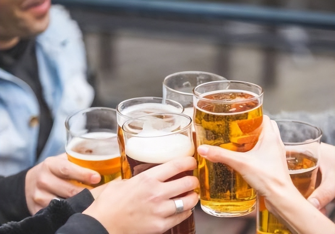 男性长期不喝酒对身体有什么影响,男性长时间不运动会有什么影响