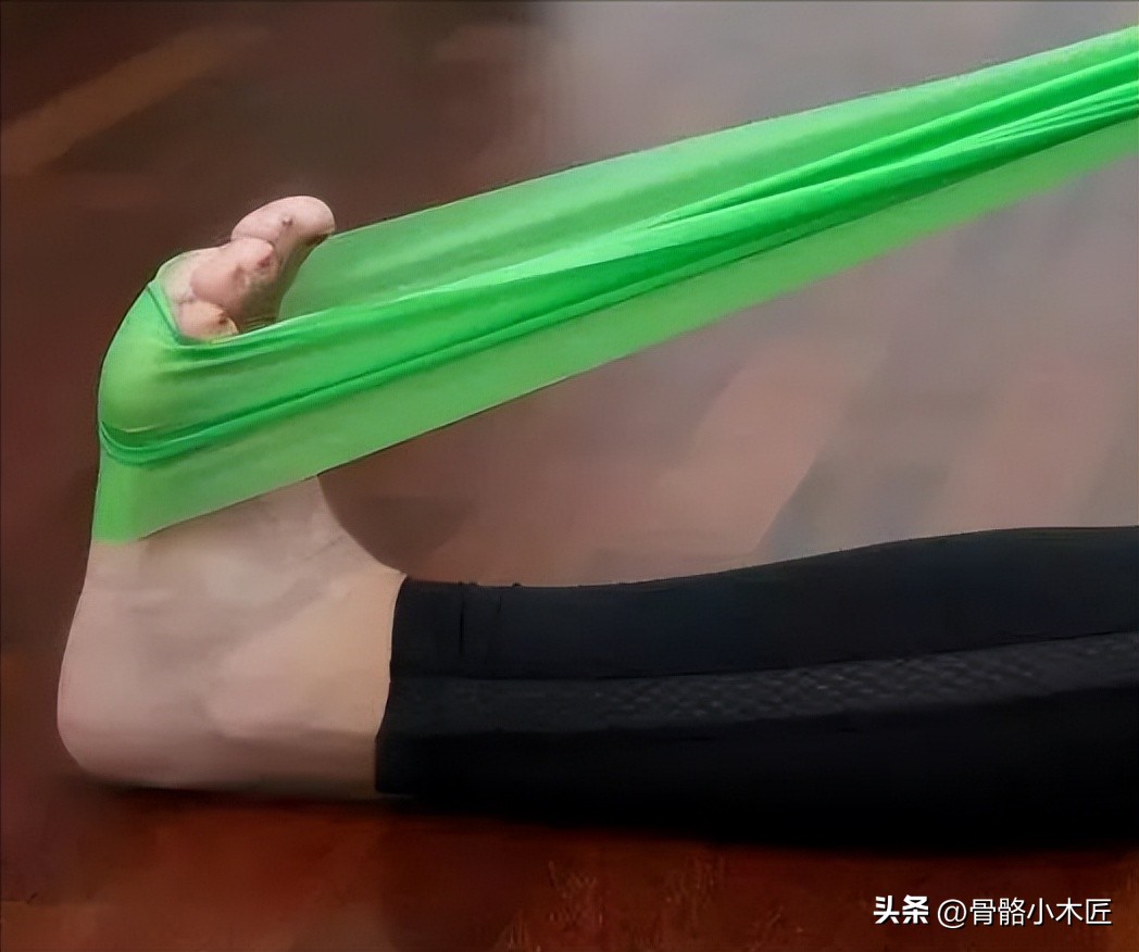 平足症疼痛的位置在哪,平足症