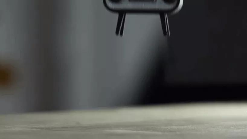 反其道而行之，不要大屏幕，就要小电视缩微电视