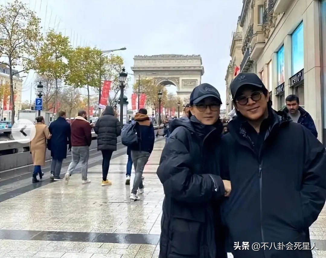 利智和李连杰的日常生活,黄秋燕和李连杰现任妻子