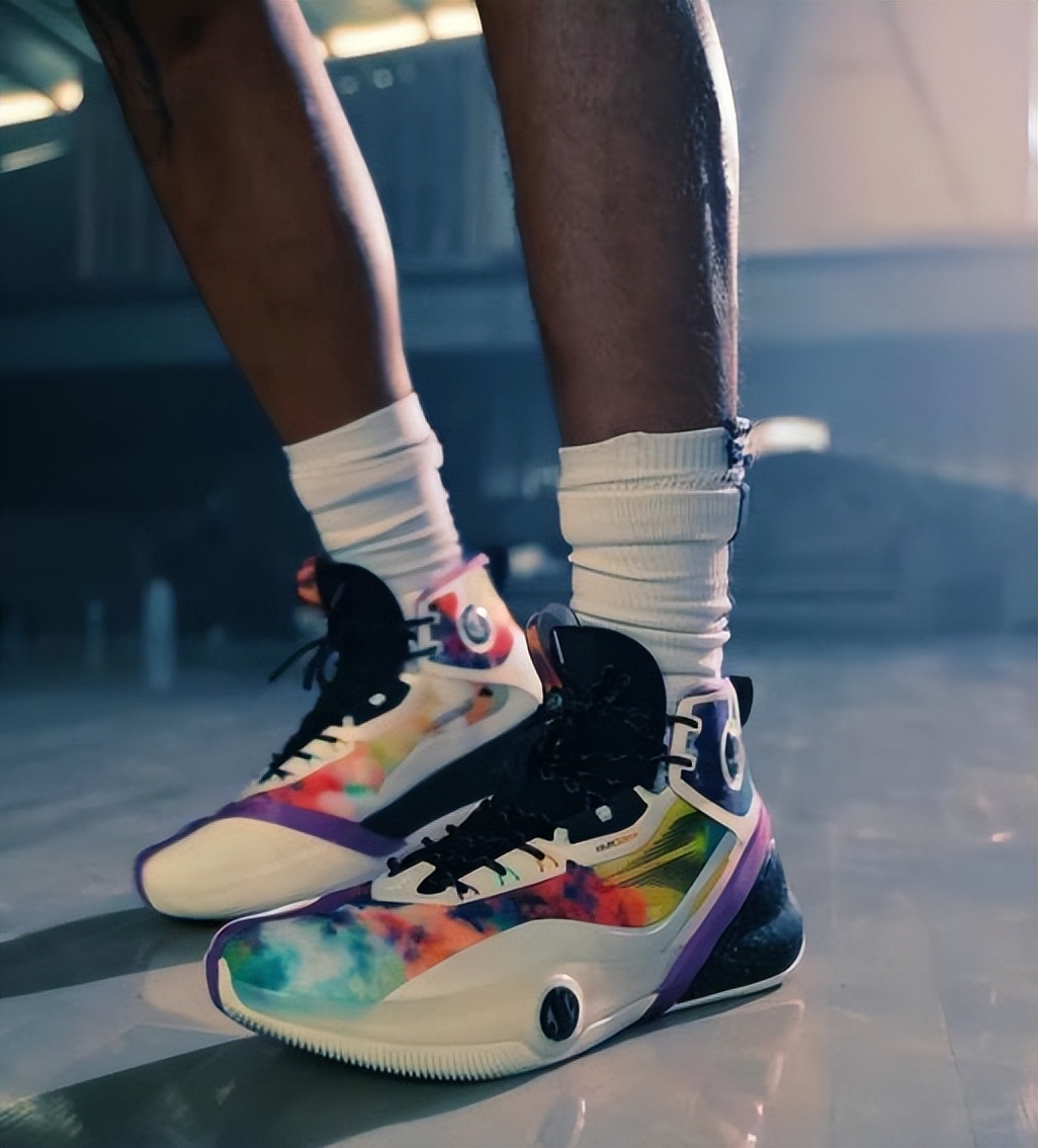 球鞋gtcut2粉色,和gtcut很像的篮球鞋李宁