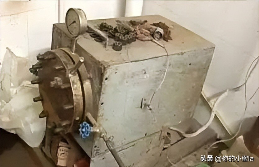 烤色蜜蜡盘玩会变色吗,鸡油黄蜜蜡是烤色的吗