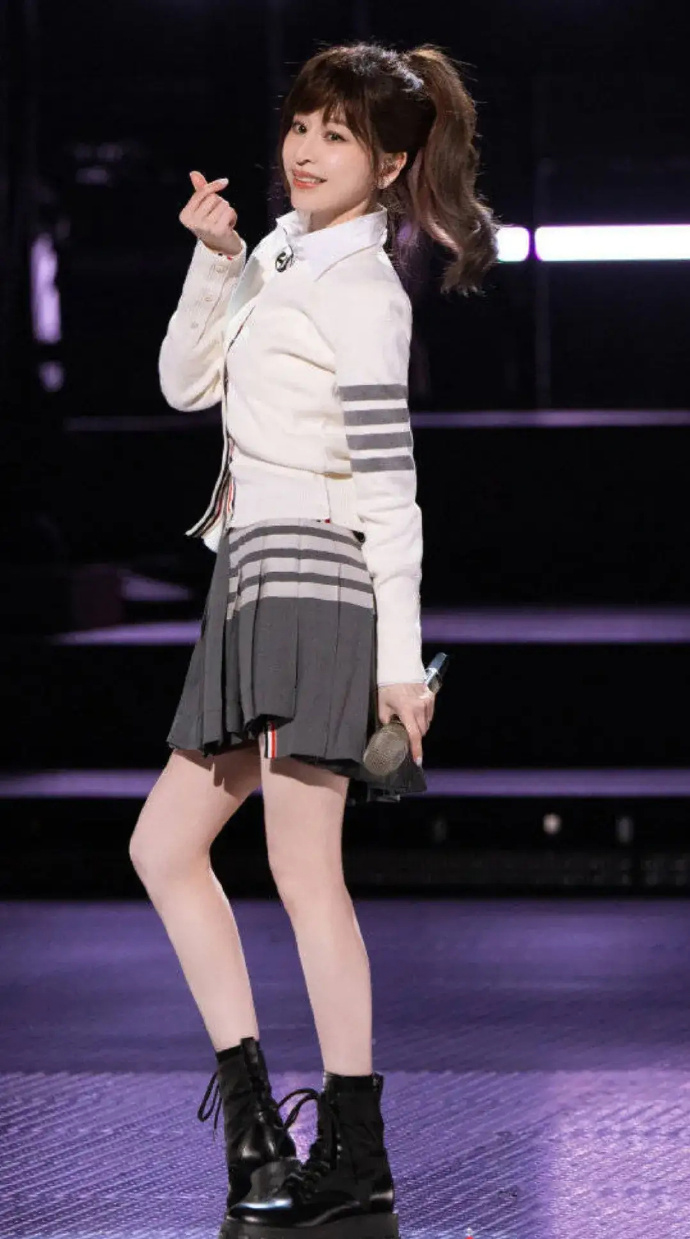 王心凌中年霸总粉丝发话,王心凌粉丝霸气应援