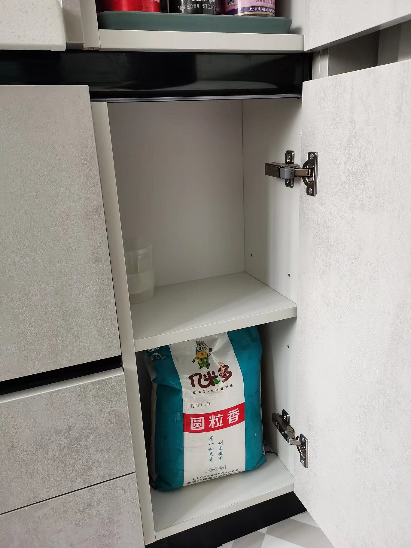 实用的几款家居设计,房间靠墙窄边柜设计