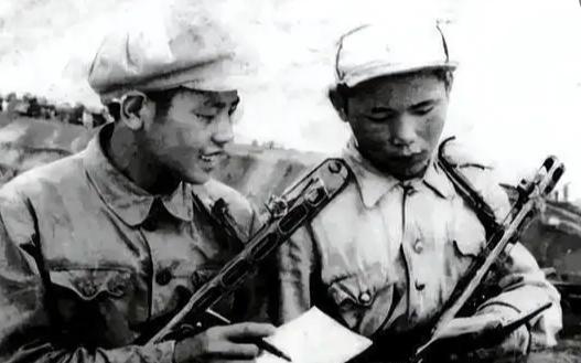 1944年张思德意外去世后，古远兴建议就地掩埋，毛*东泽**大怒：你敢