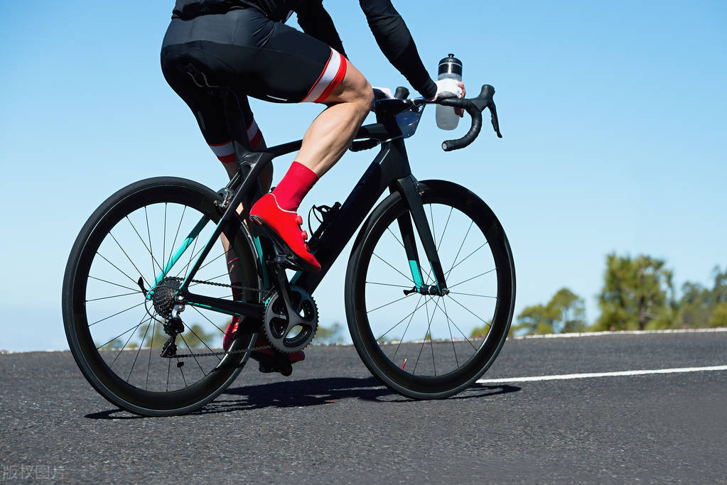 为什么吃了降糖药，血糖反而升高了？医生：你可能忽略了这4点