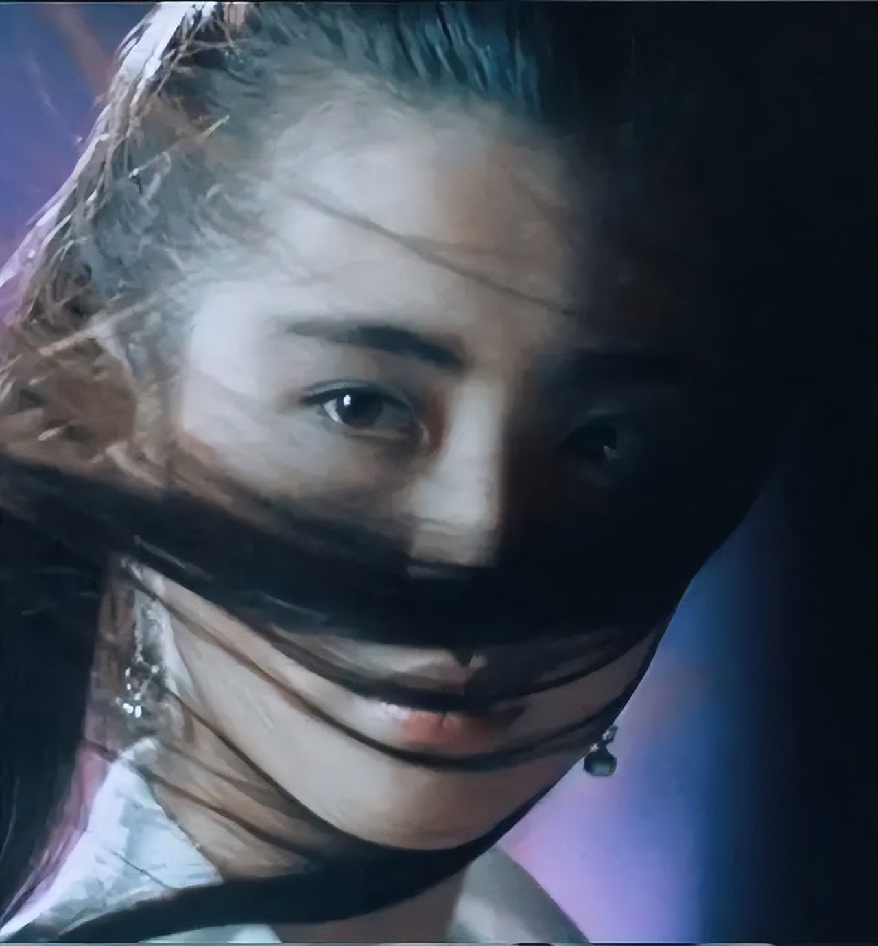 所谓香港电影的港味，就是没有萝莉，只有御女