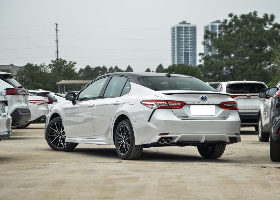 凯美瑞双擎2.5g豪华版几个气囊,广汽丰田凯美瑞最低价格豪华版