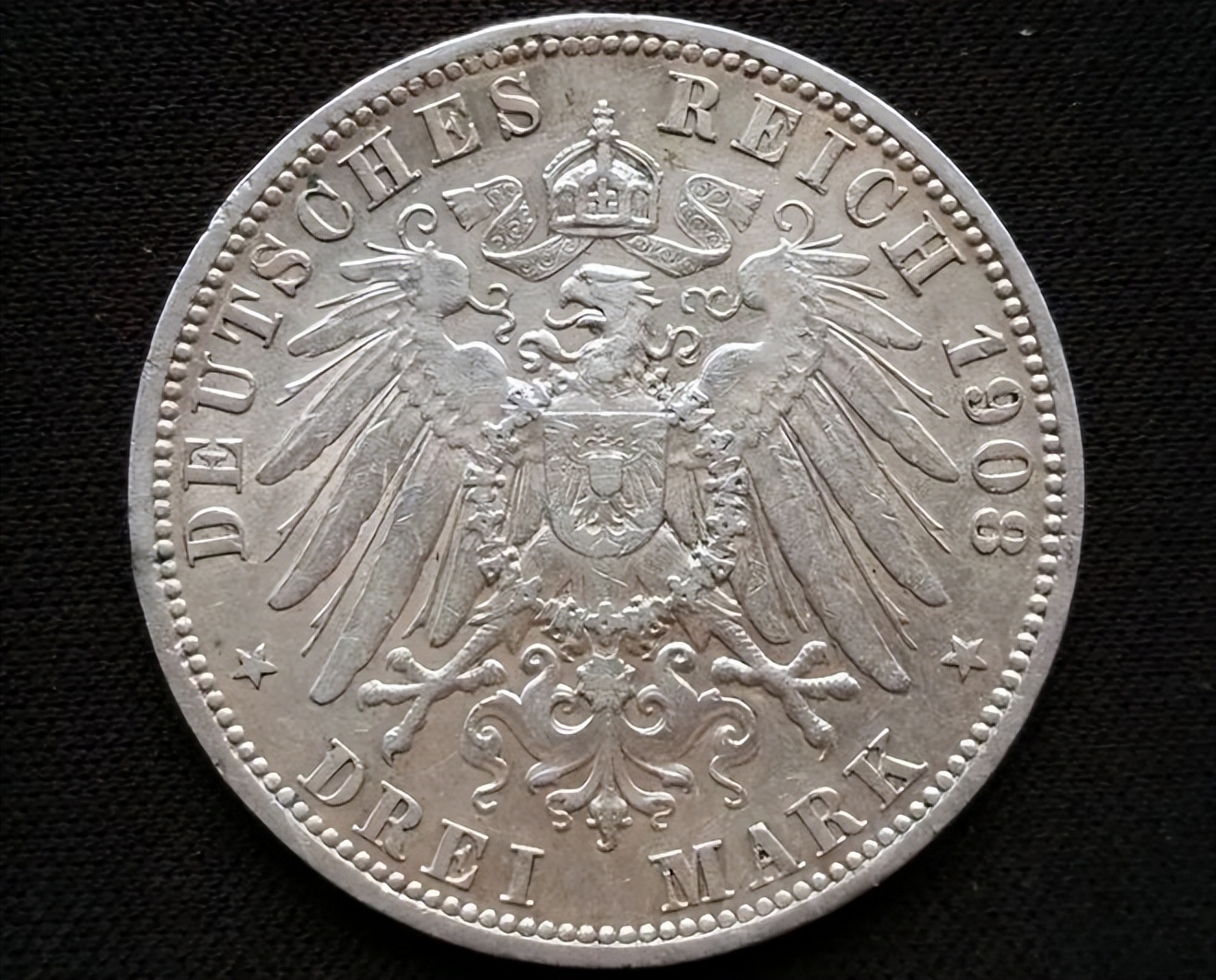 浅述皮罗斯钱币的制造过程及其产生的历史意义