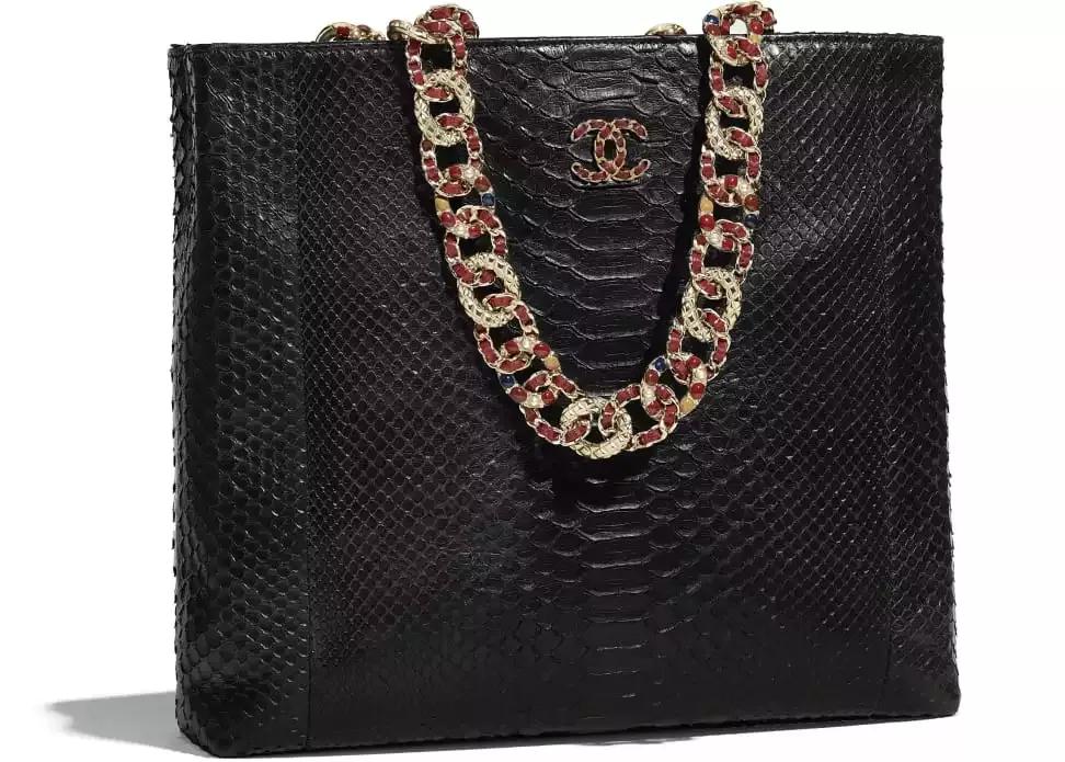 chanel必买的10件单品,chanel最新一期