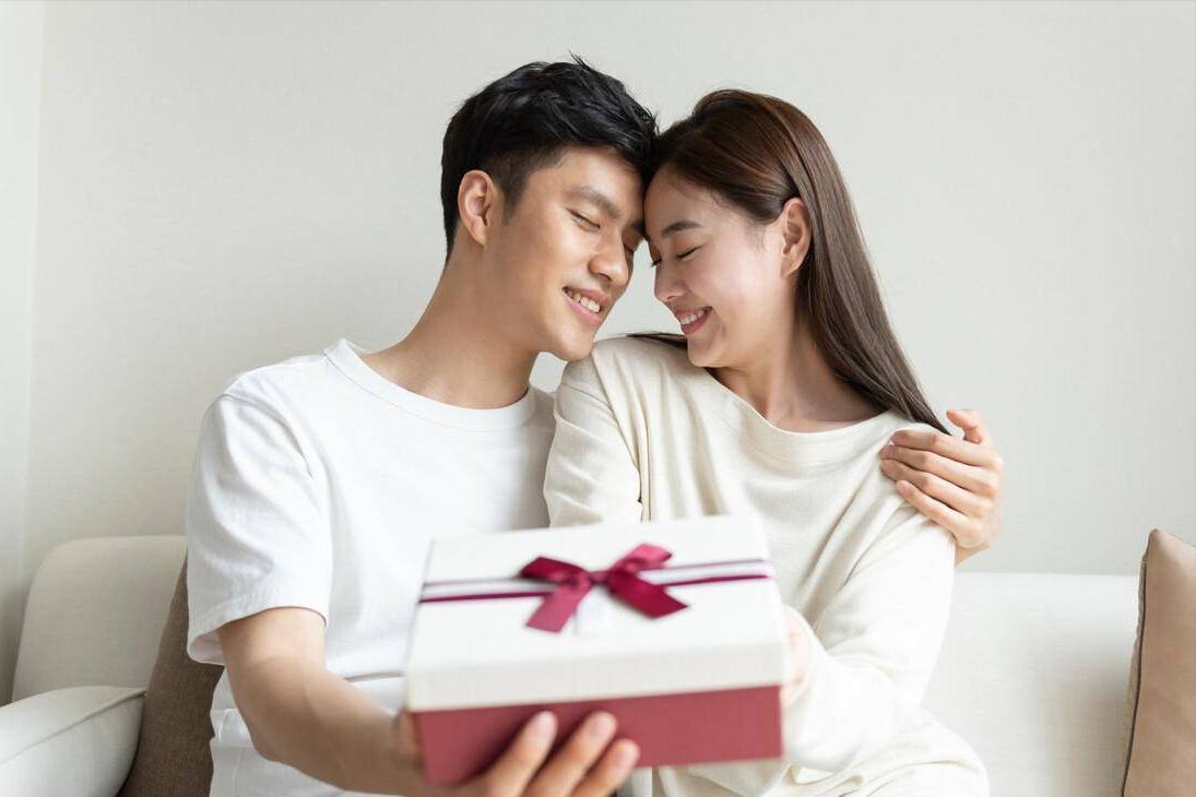 女性染上性疾病有哪些反应,女人染上性疾病的症状