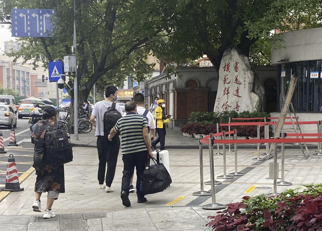 再见了，小盆友——9月19日成都家长成功“解除居家”……