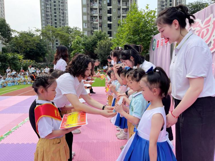 欢庆“六一”，渝北区莲花第二幼儿园“莲味”美食节精彩荟萃