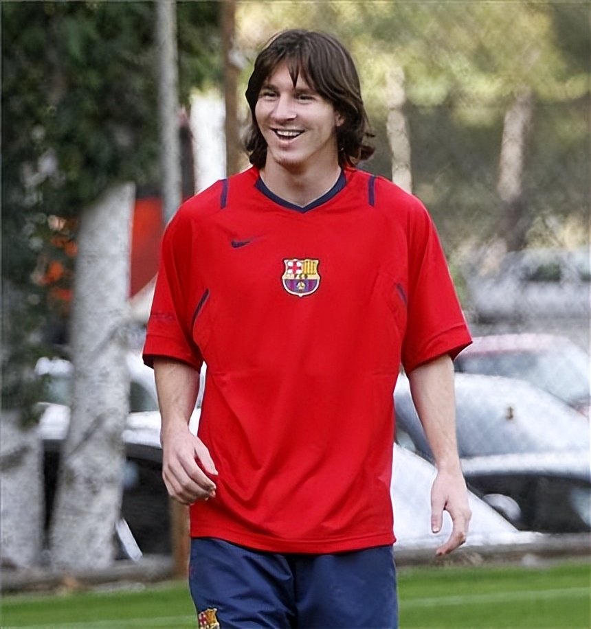 小个子阿根廷为何能拿世界杯冠军,球王梅西有没有拿过美洲的奖杯