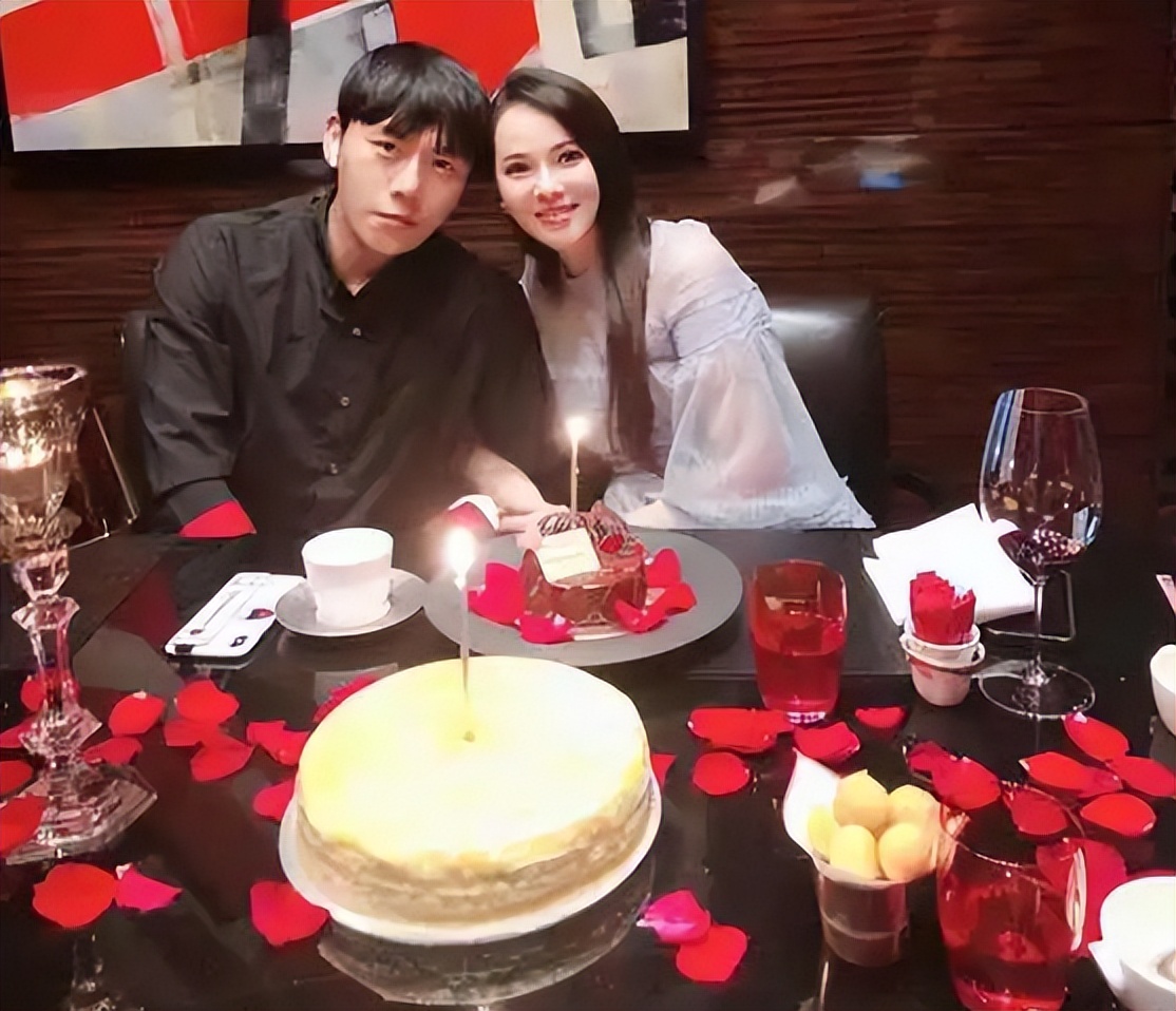 伊能静离婚再婚比前夫快么,伊能静离婚后和前夫有联系吗