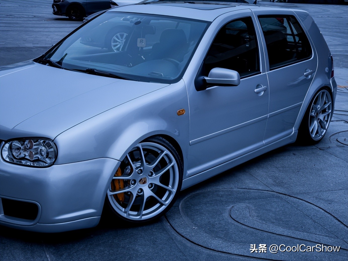 mk4配保时捷轮毂 (mk4改装姿态)