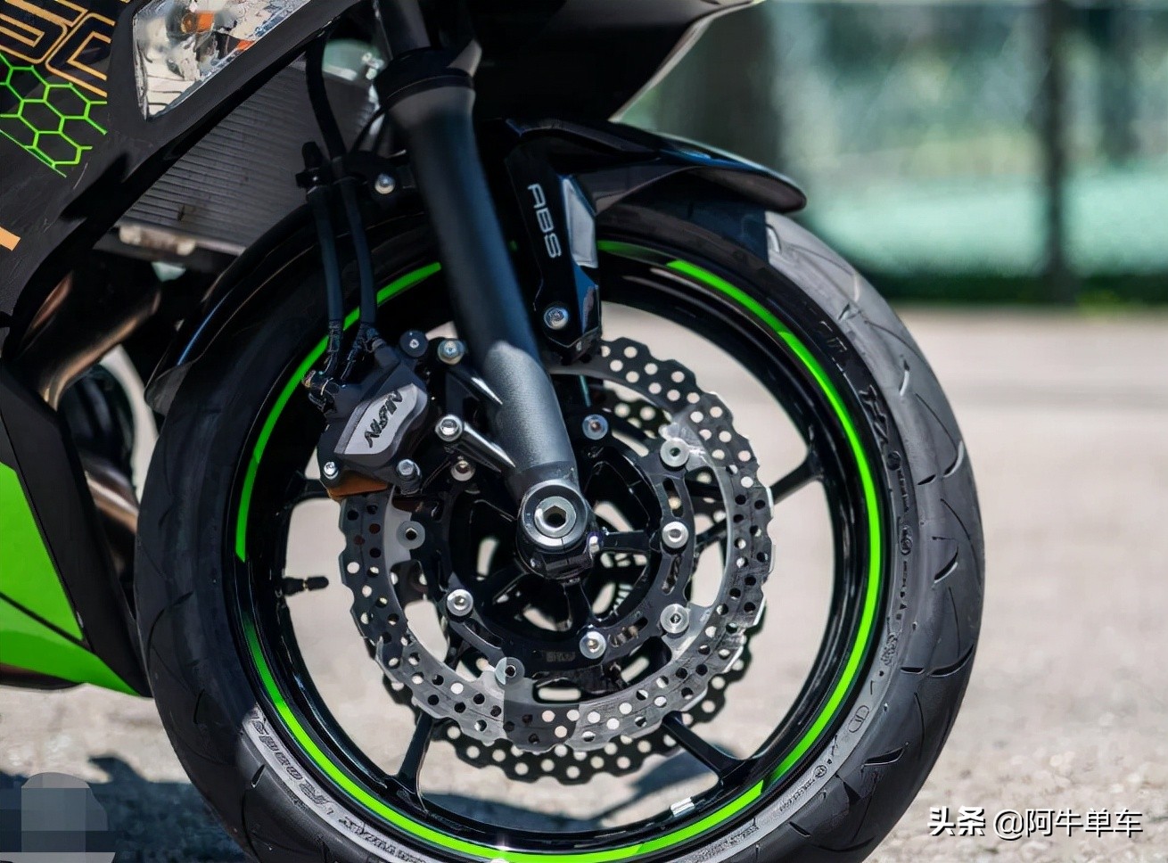 川崎摩托车推荐ninja650,川崎ninja6502021款日常骑行