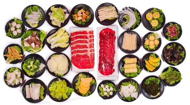 海底捞8块钱生菜，仅两片菜叶，女子疯狂吐槽，上热搜