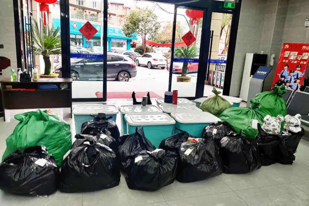 女店员16个月盗走店里530多万后续,女店员16个月盗走店里530多万