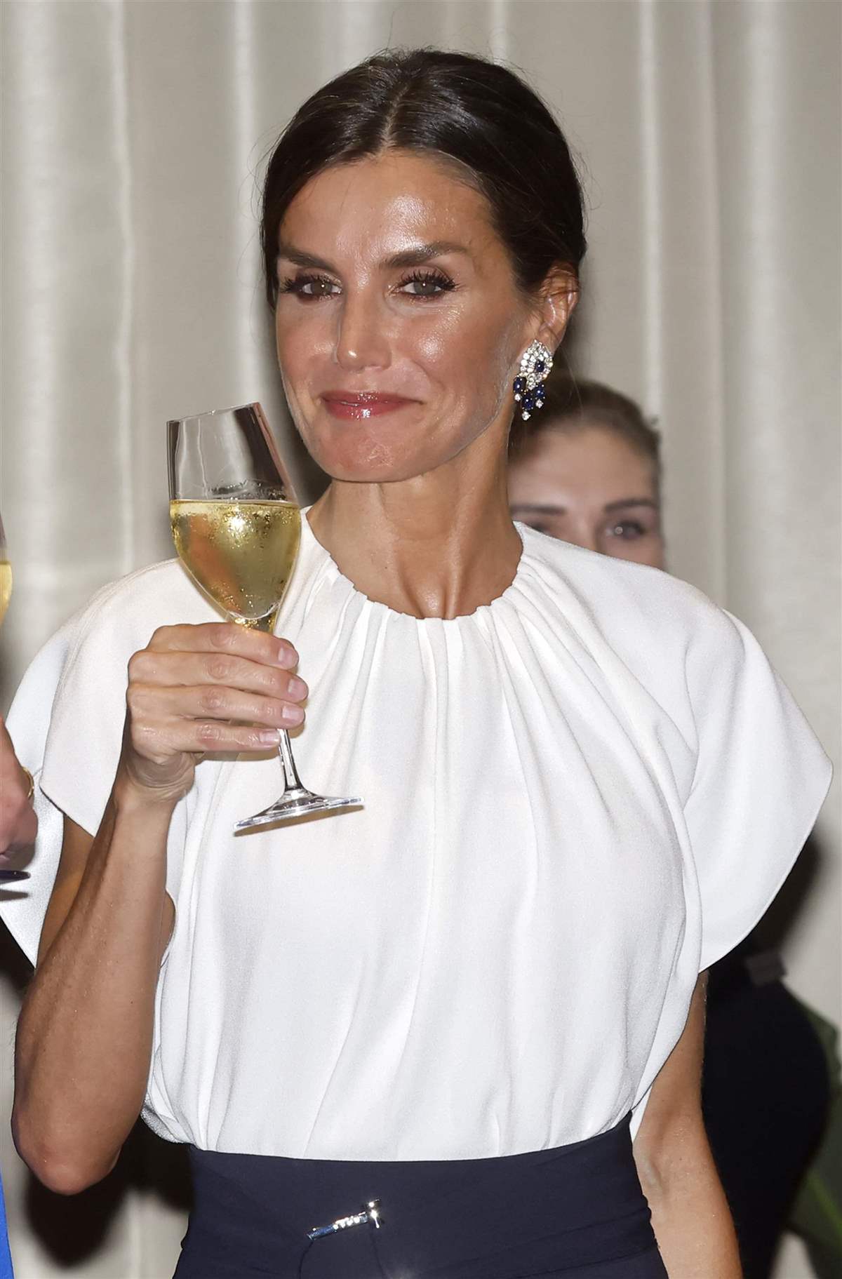 莱后德国行穿搭全记录，衣品和颜值一样飘忽不定，珠宝是最大亮点