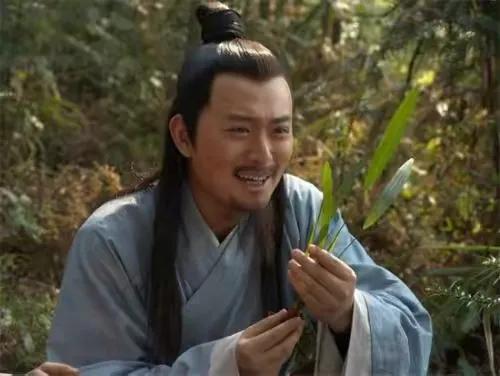 李时珍治好贵妃隐私病，嘉靖皇帝十分高兴，任命他为太医院老大！