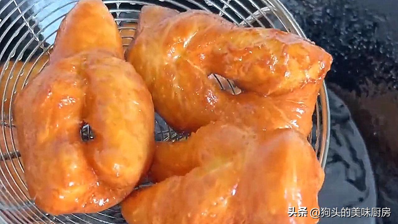 面粉做甜果子怎么做的呀,如何让面粉做的炸果子超级软