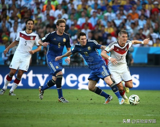 梅西足球巨匠,梅西足球之神简介