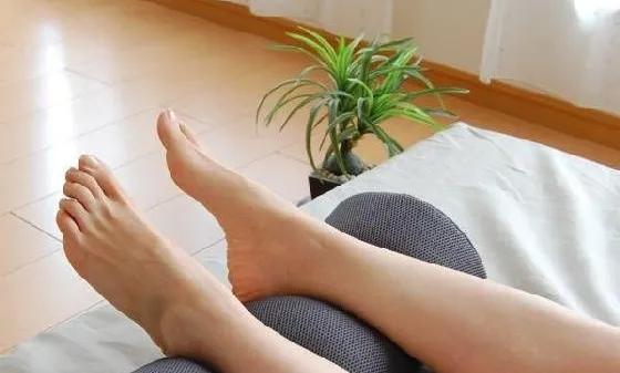 治疗下肢静脉曲张良方,怎么缓解静脉曲张下肢痛和肿