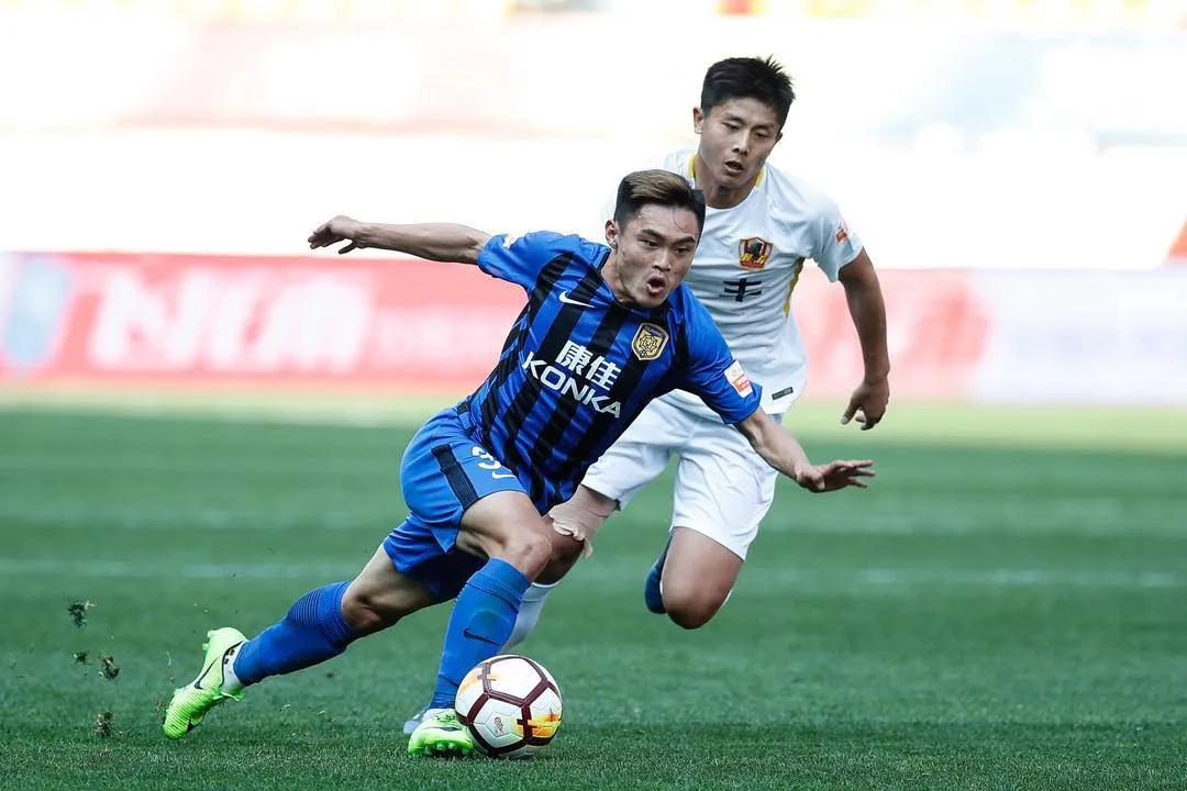 黄紫昌留在河南建业没,黄紫昌出道履历