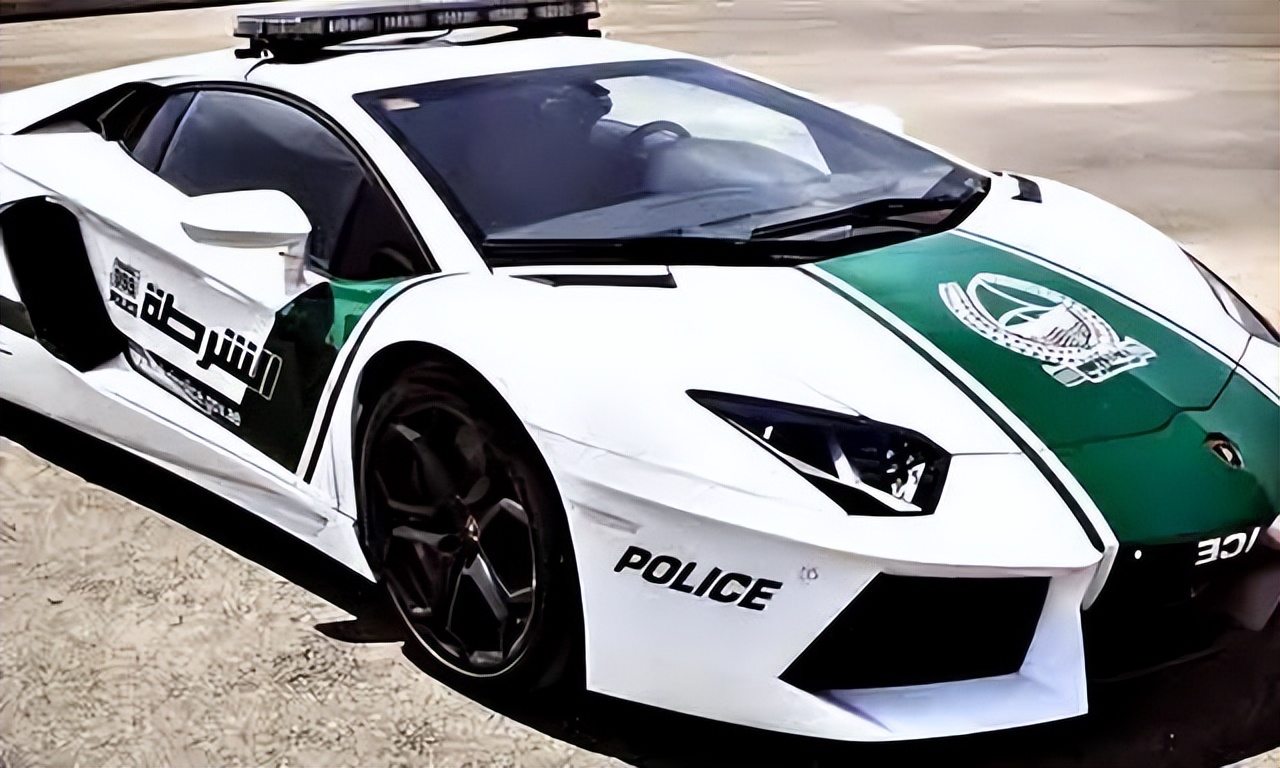 迪拜一个不可思议的城市,迪拜是阿联酋的一个城市