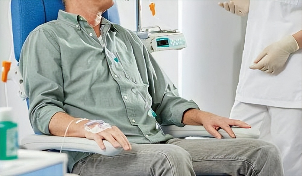 24岁小伙肠癌晚期治愈,小伙得了肠癌几年后自愈了