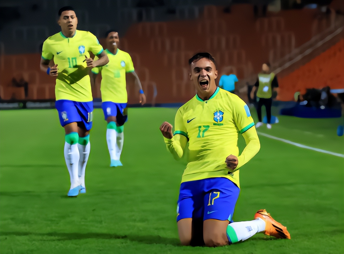 3-2逆转巴西,巴西队两连胜提前出线