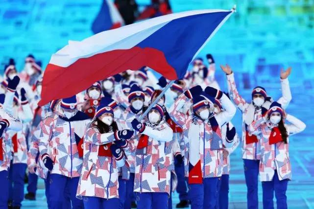 冬奥会美国黑科技羽绒服,冬奥会保暖黑科技羽绒服