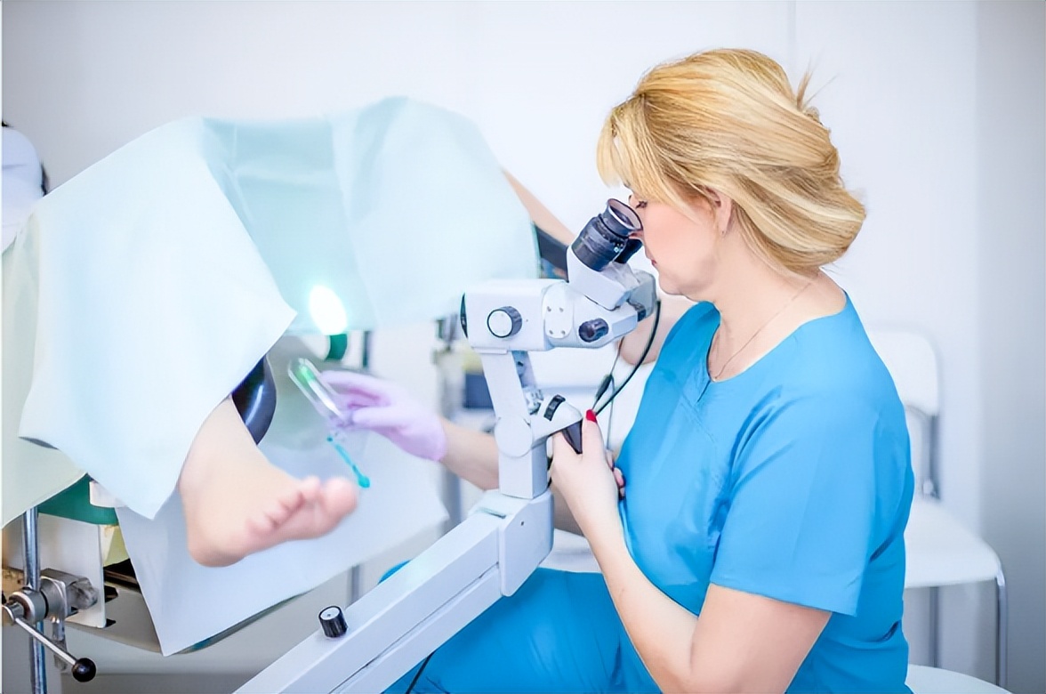 内裤清洗液预防hpv,女性使用私护抑菌洗液好吗