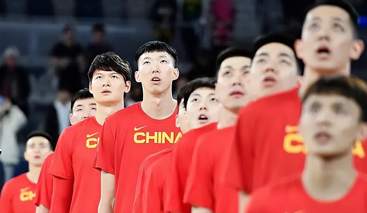 男篮该当心!东道主印尼绝非软柿子,周琦欲一夫当关,杜锋或变阵