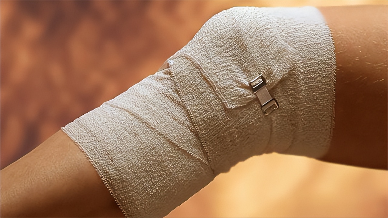 膝盖发软怎么回事是缺钙吗,走路膝盖突然软一下是缺什么