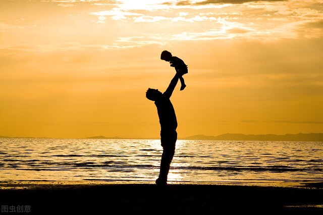 如何看待代沟1200字,家庭代沟