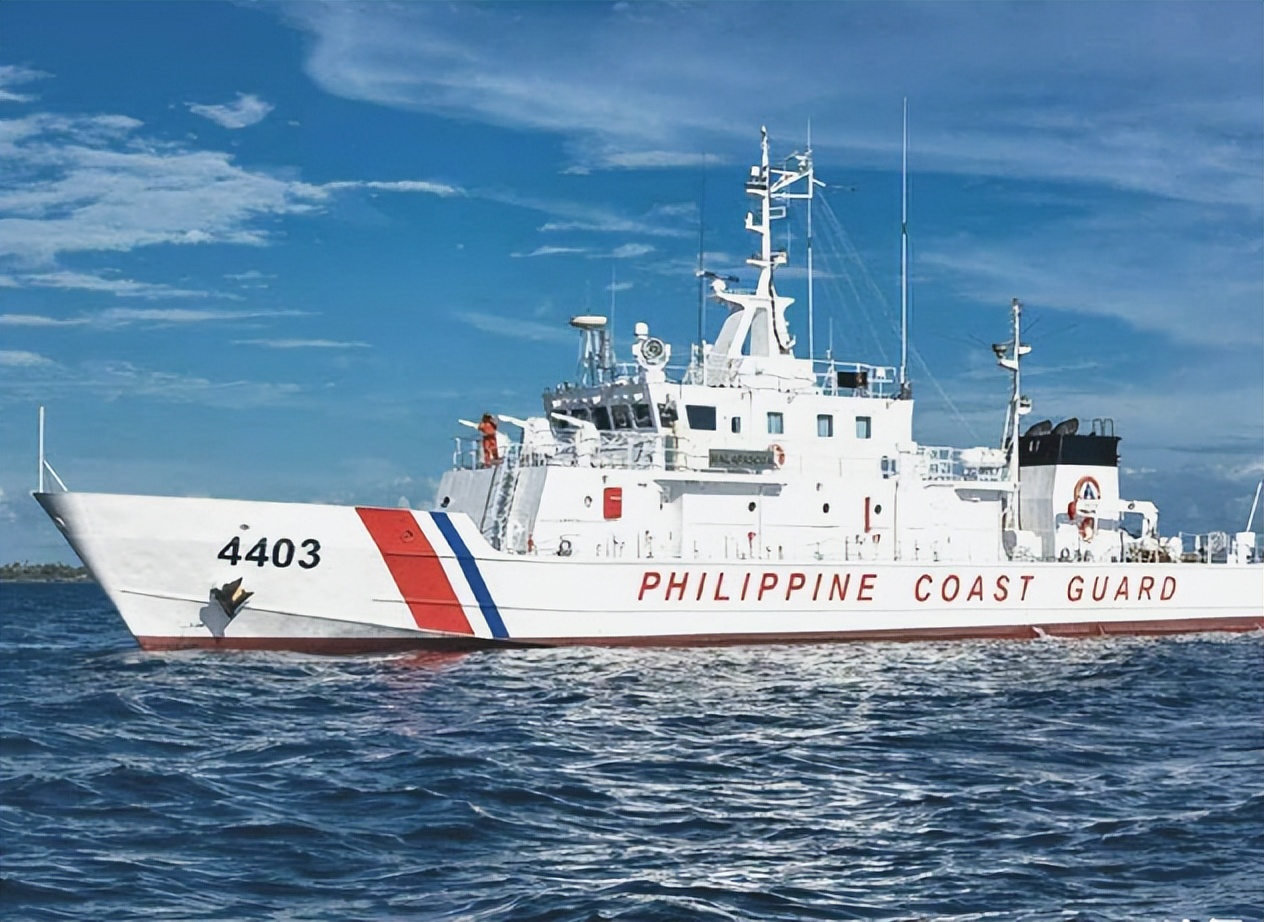 中菲南海对峙纪录片,中菲海警巡逻船对峙视频