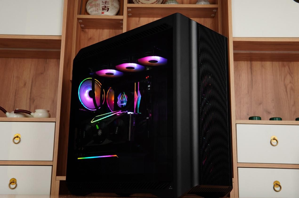 乔思伯d500多少钱,乔思伯机箱u4plus装几个硬盘