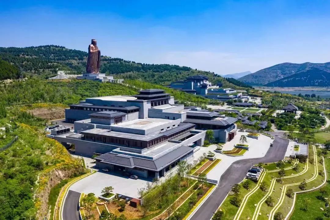 奋进伟大征程谱写时代华章视频,辉煌40载奋进新时代绘画横版