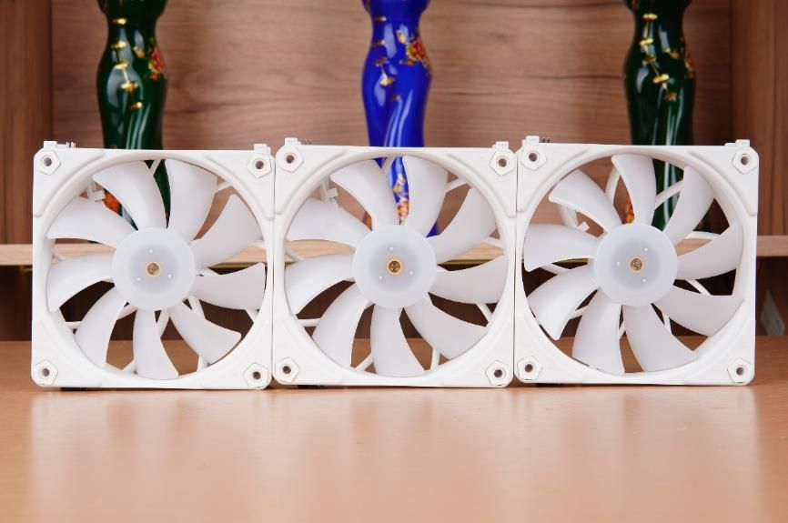 乔思伯d300和d301哪个好看,乔思伯d301和先马大境界对比