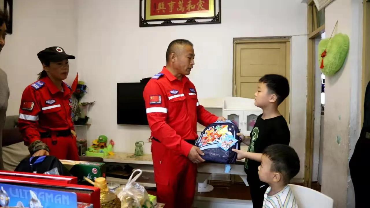 宝丰县永安救援队人员,平顶山市永安应急救援队电话