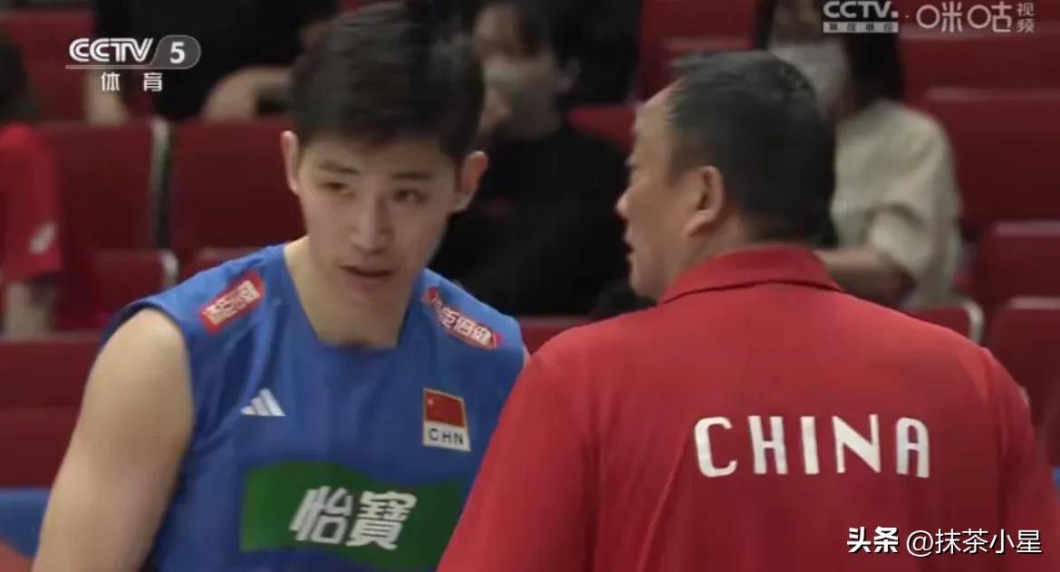 中国男排江川进攻慢动作,中国男排1-3塞尔维亚