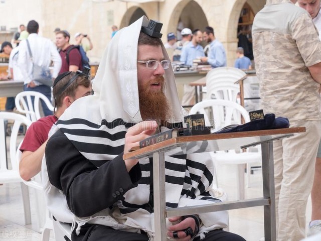 当你负债累累时试试犹太人思维,犹太人的暴利思维训练