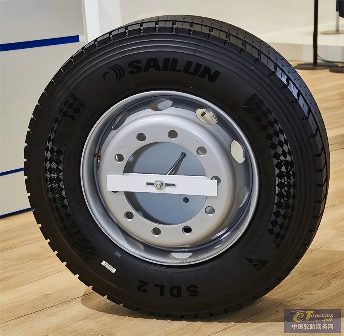 赛轮液体黄金轮胎测试,米其林液体黄金轮胎