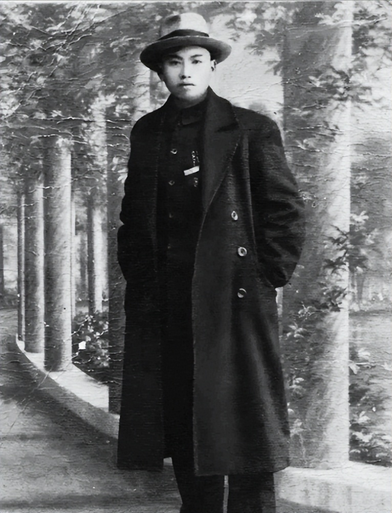 37年周恩来延安遇刺，土匪李青伍哪来的胆子？谢滋群：问蒋介石