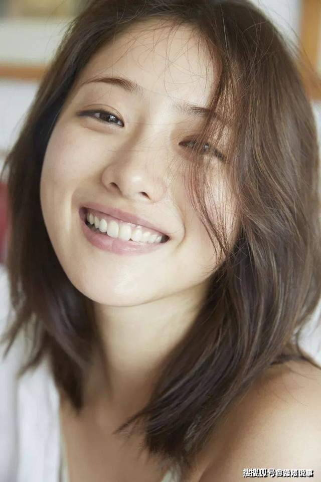 石原里美清新脱俗,石原里美的笑容甜美