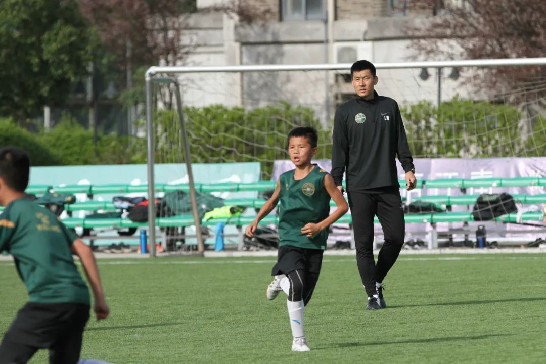 投身青训,绿色传承|浙江FC迎来四名退役转型的新教练