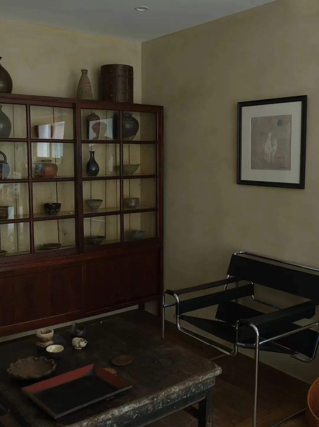 放弃高薪工作，在400m²的“小窝”里，造一所古道具商店