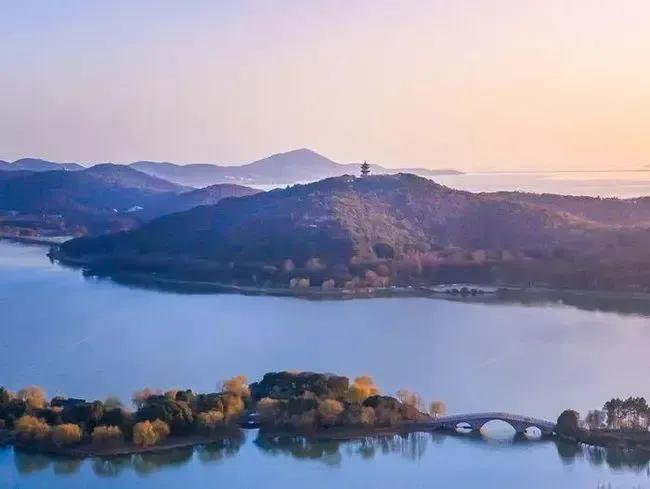 你们知道五湖四海指的是什么吗,请问五湖四海是哪五湖四海